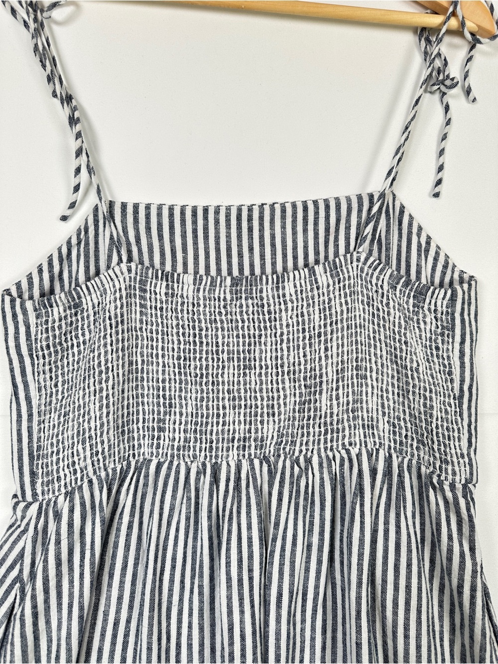 Old Navy Linen Blend Blue Stripe Mini Dress Tie Strap Sundress Size M Coastal - Picture 7 of 7
